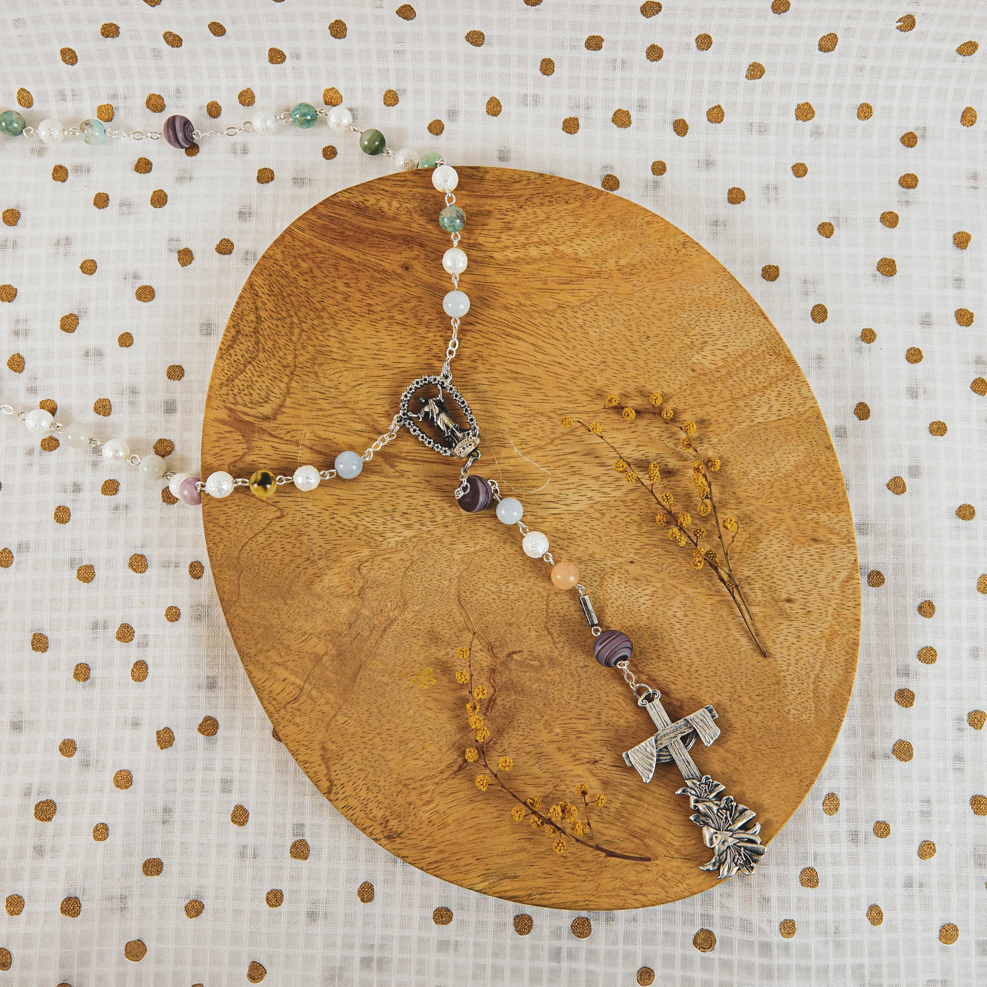 Chapelet Paques argenté en pierres naturelles