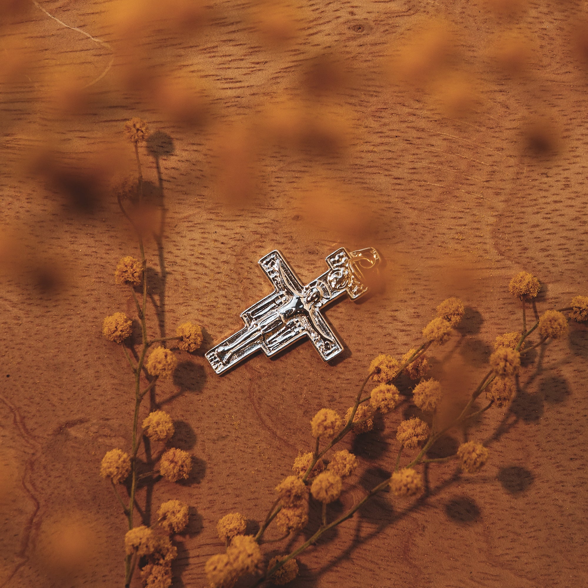 Pendentif Croix de Saint-Damien en argent