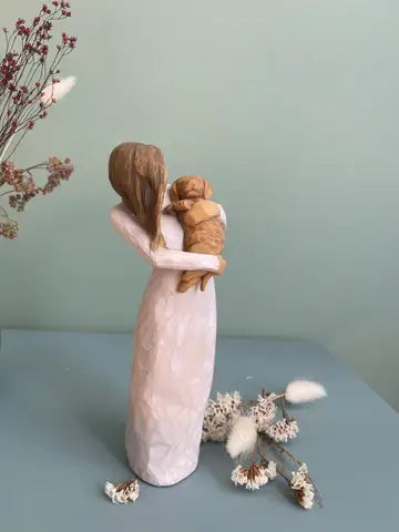 Statuette Willow Tree Adorable You, jeune femme avec chiot, amitié et réconfort