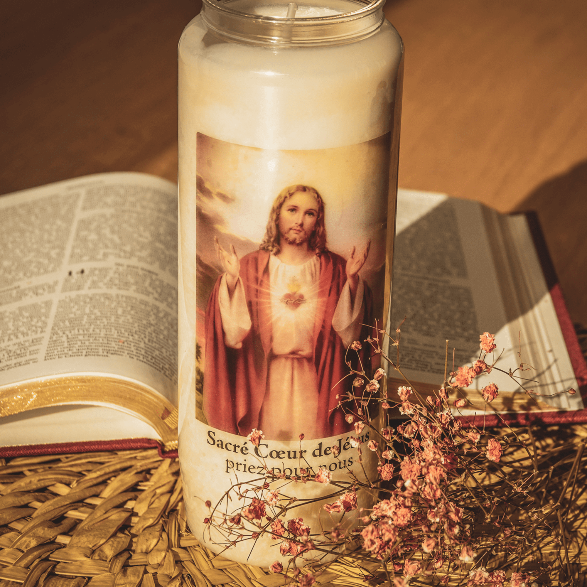 Bougie neuvaine qui accompagne vos prières pour Sacré Cœur de Jésus