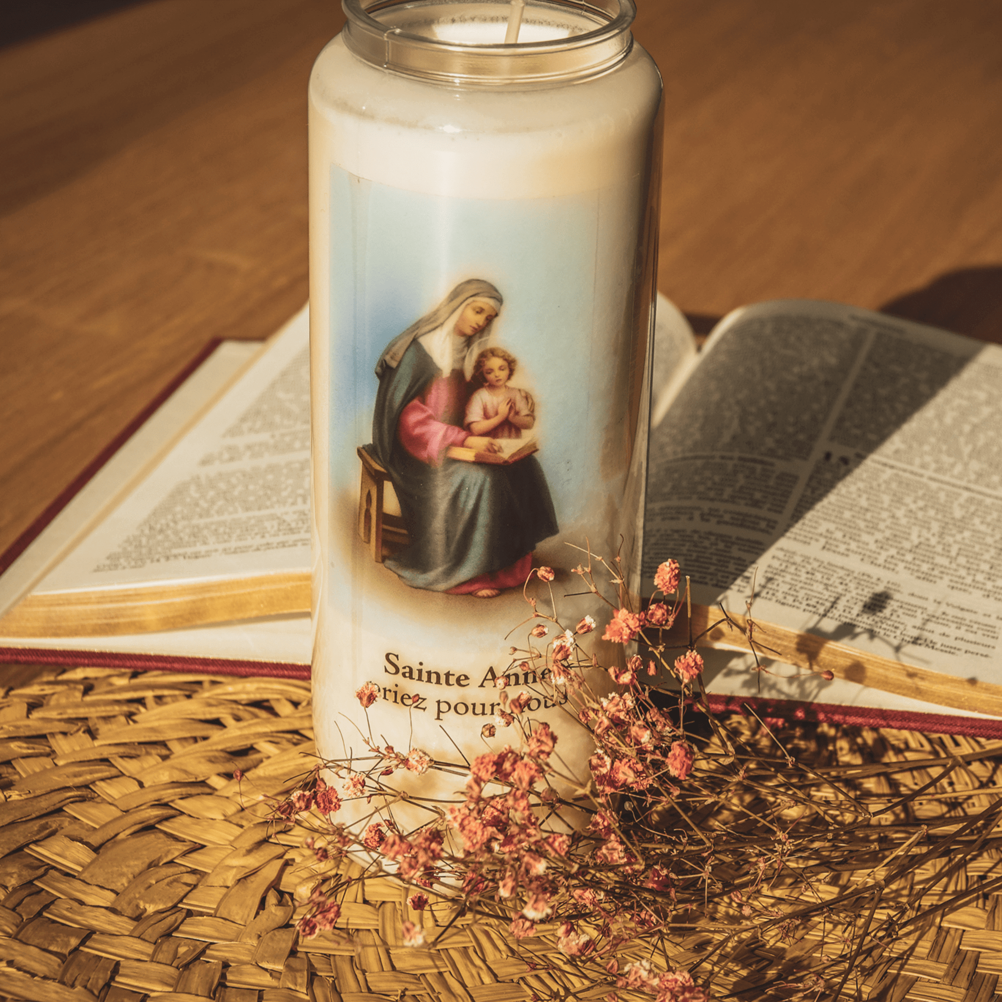 Bougie neuvaine qui accompagne vos prières pour Sainte Anne