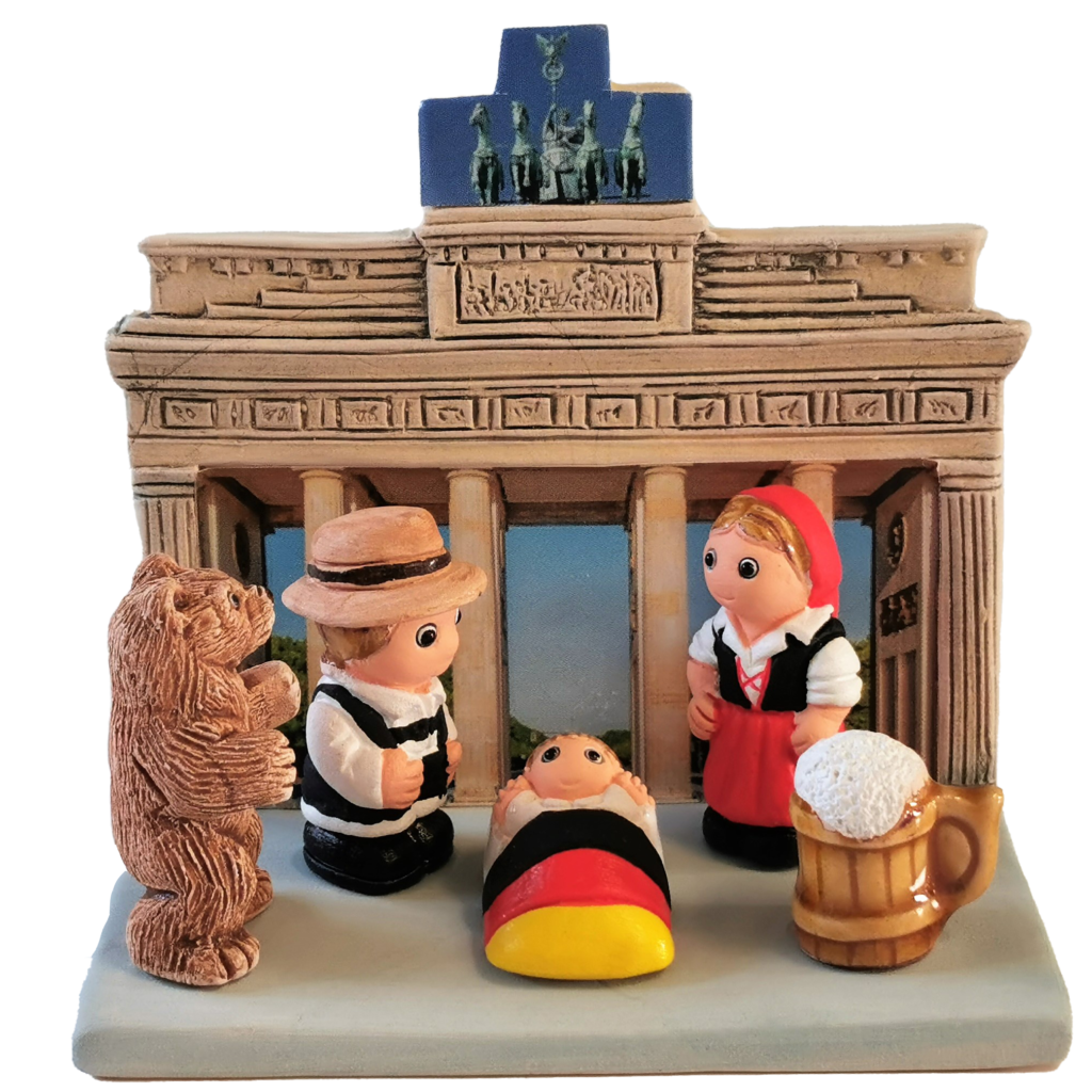Crèche du Monde - Allemagne. Collection Boutique de Fourvière : Crèches artisanales en céramique peinte à la main du Pérou, certifiées Fair Trade. Objets de décoration de Noël.