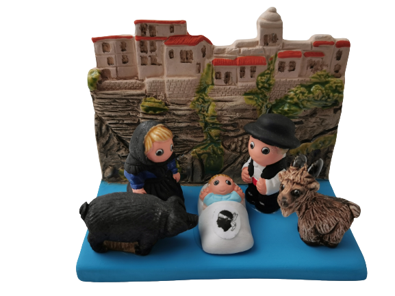 Crèche du Monde - Corse. Collection Boutique de Fourvière : Crèches artisanales en céramique peinte à la main du Pérou, certifiées Fair Trade. Objets de décoration de Noël.