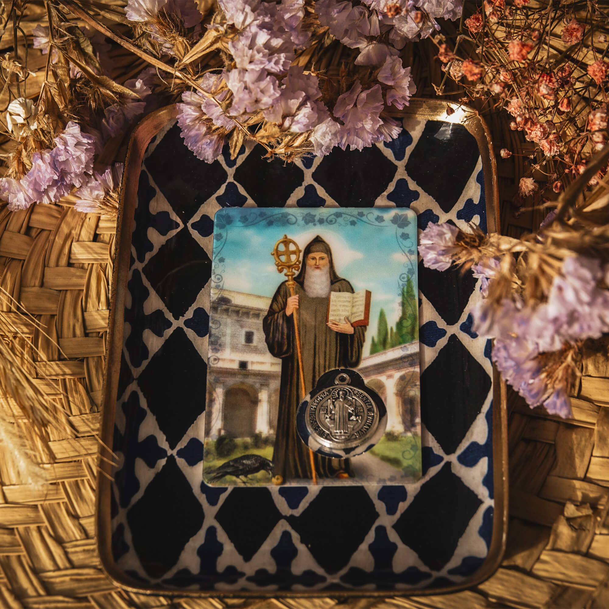 Un cadeau chrétien pour vous apprendre à prier avec cette Carte médaille - Saint-Benoît