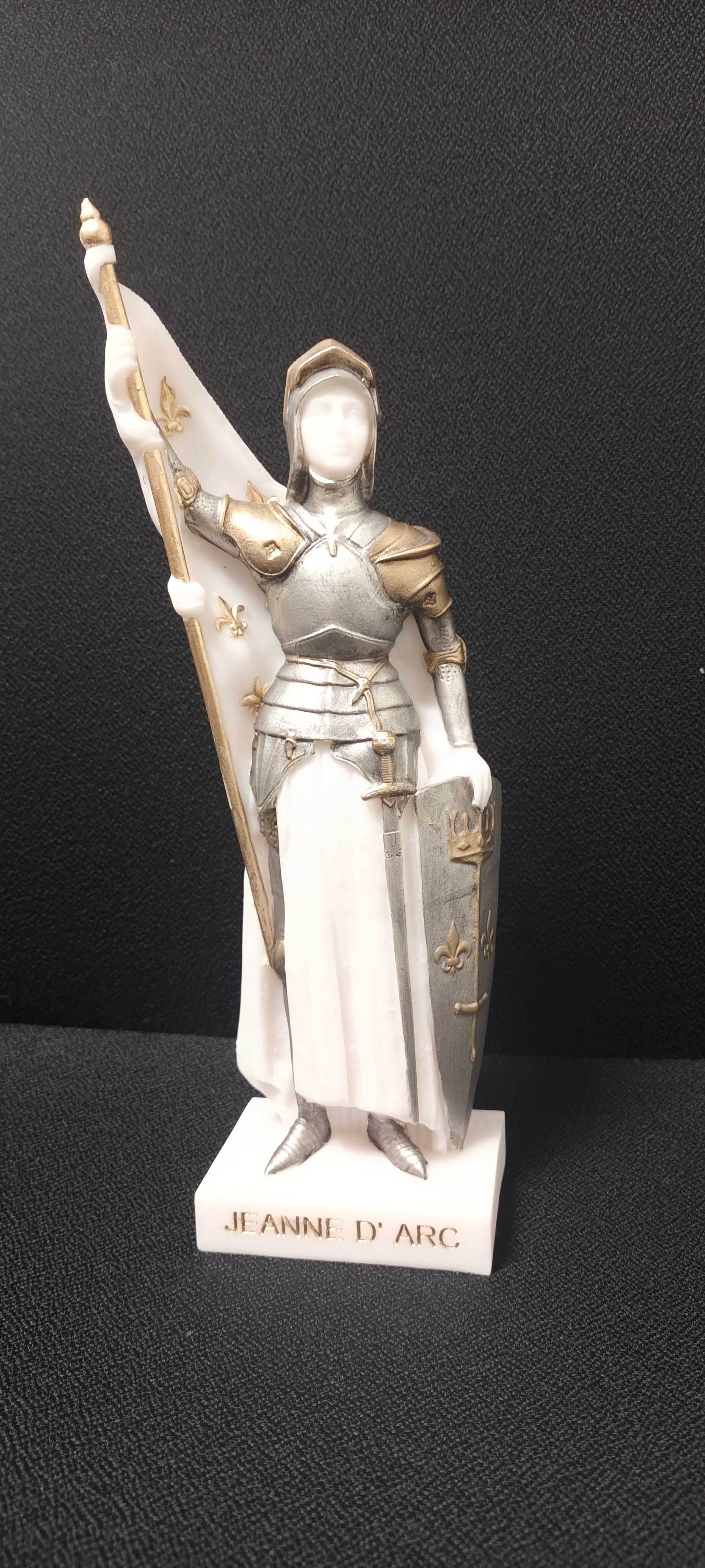 Statue Jeanne D'Arc albâtre couleur
