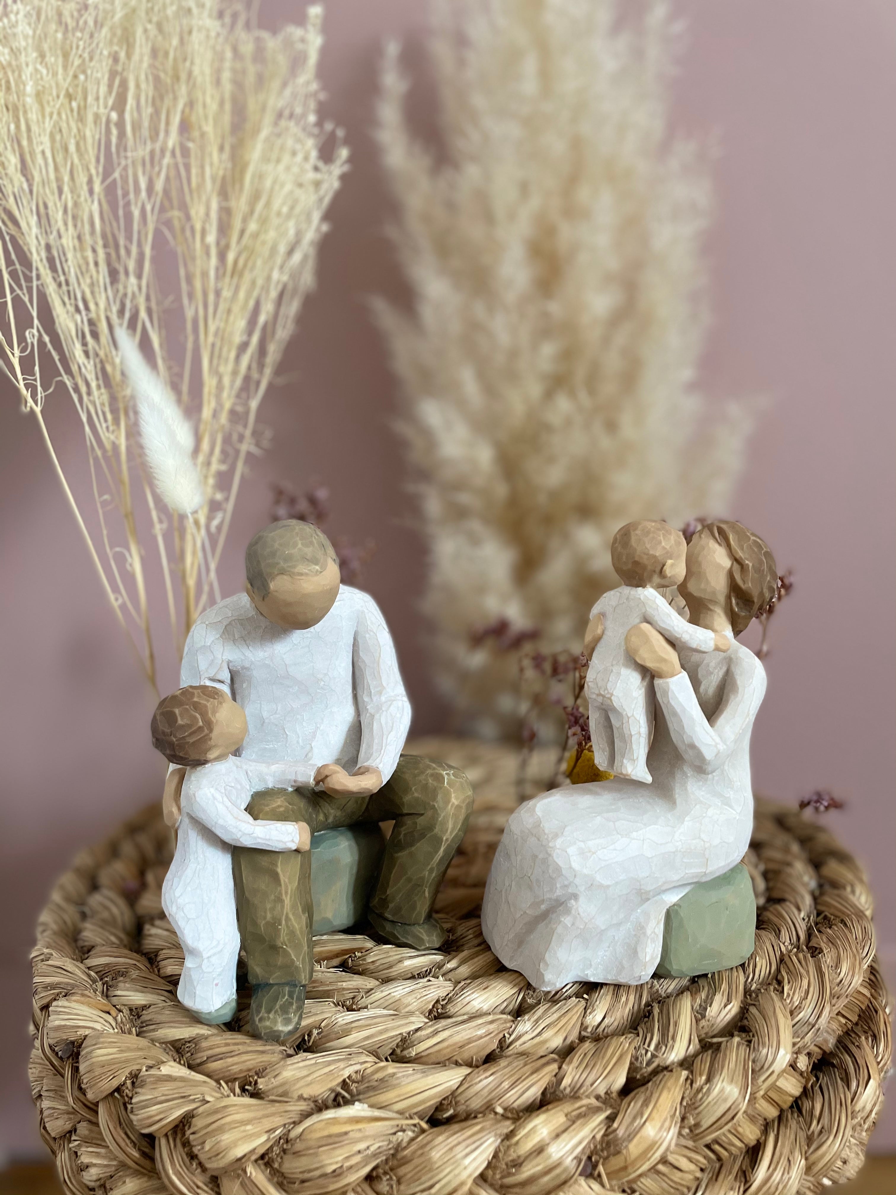 Statuette Willow Tree "Grandmother "