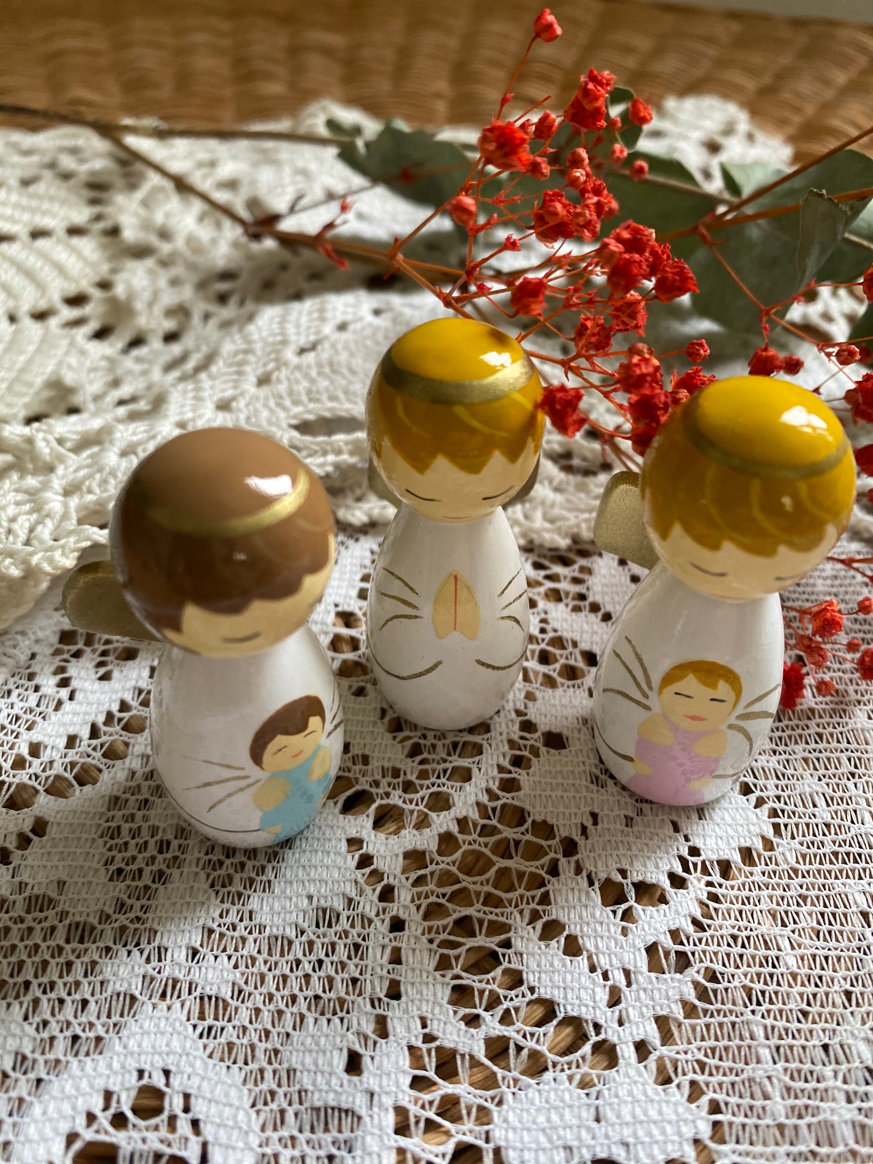 Statue de poche en bois