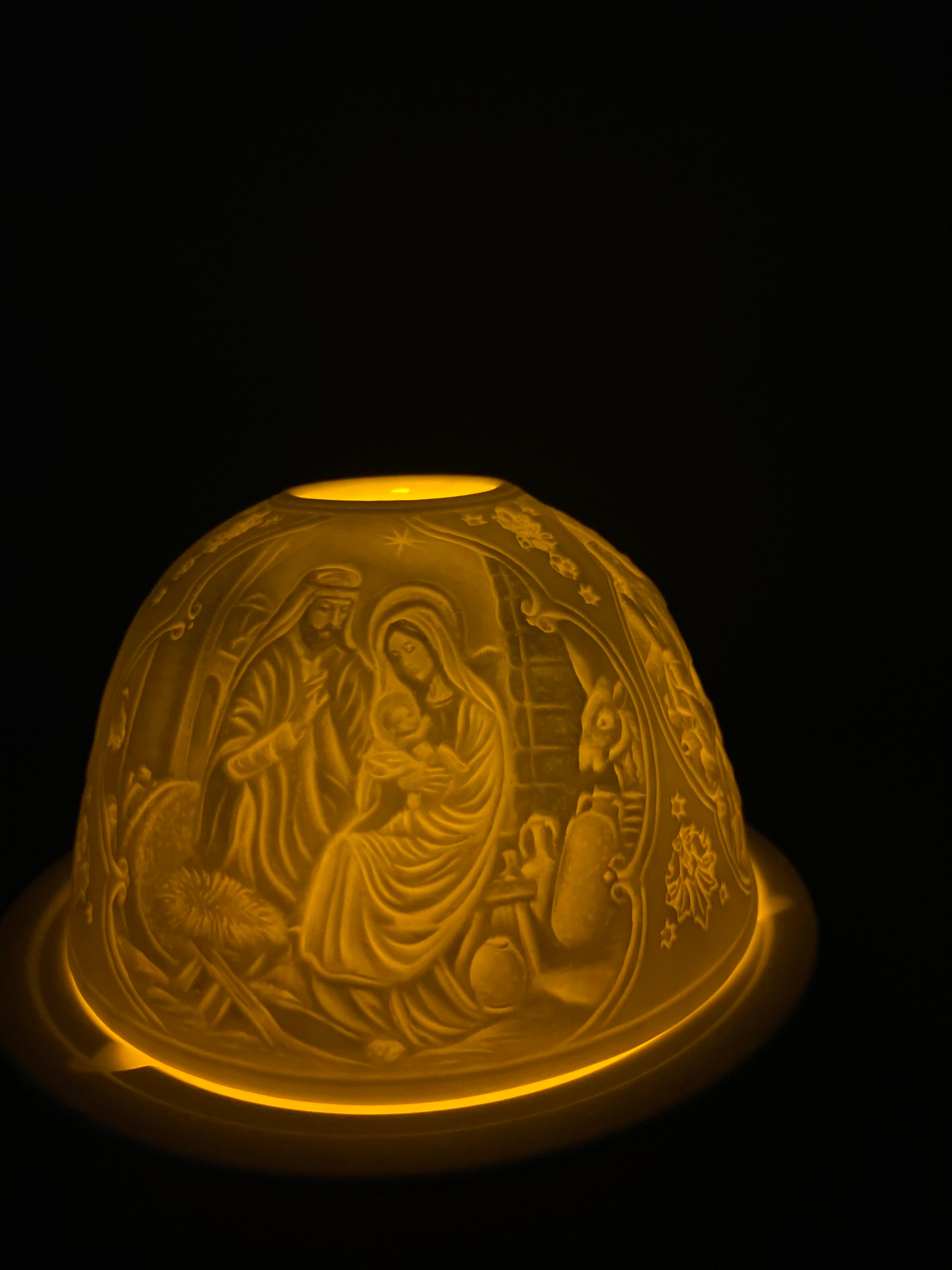 Photophore porcelaine Nativité
