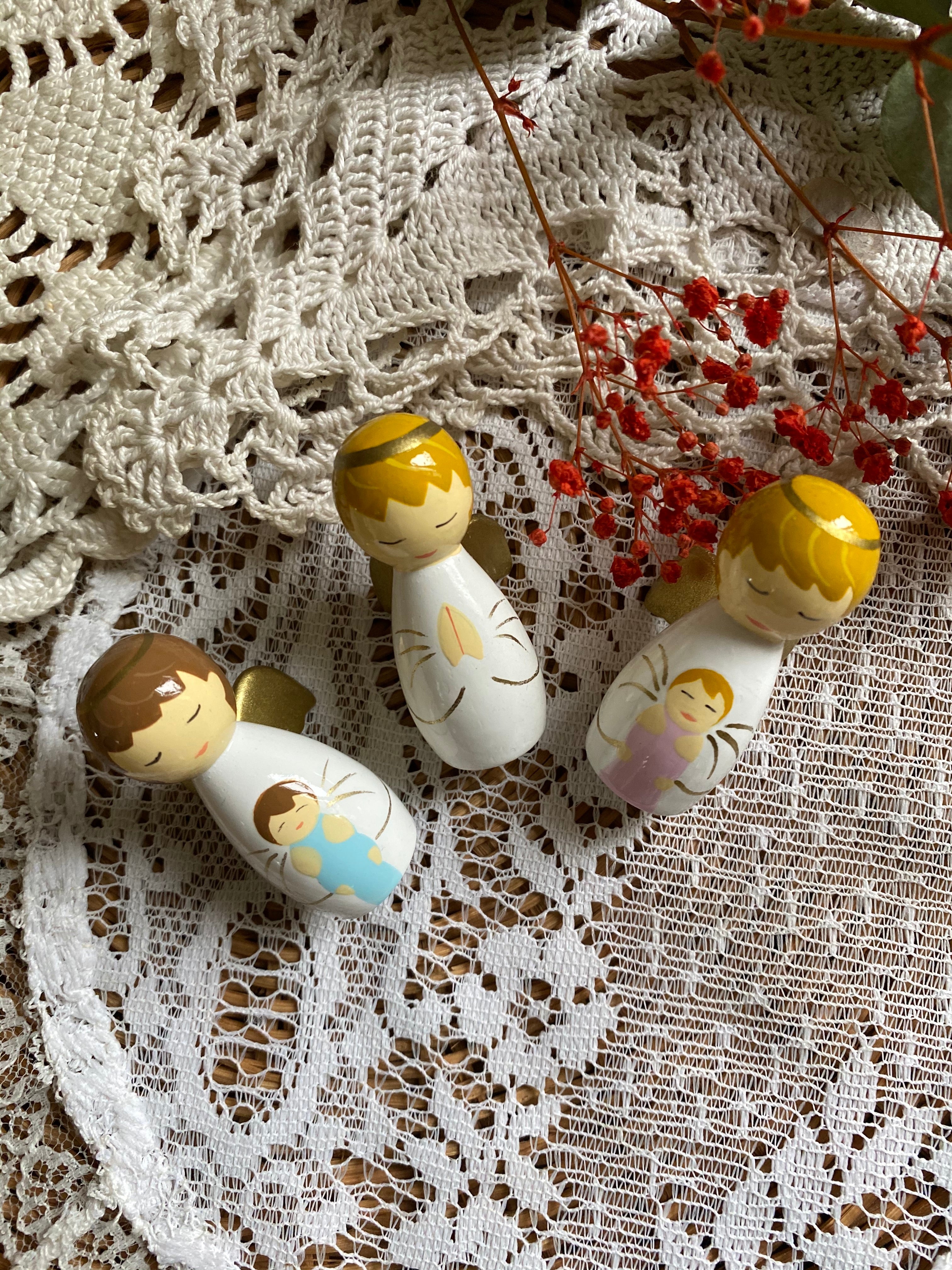 Statue de poche en bois