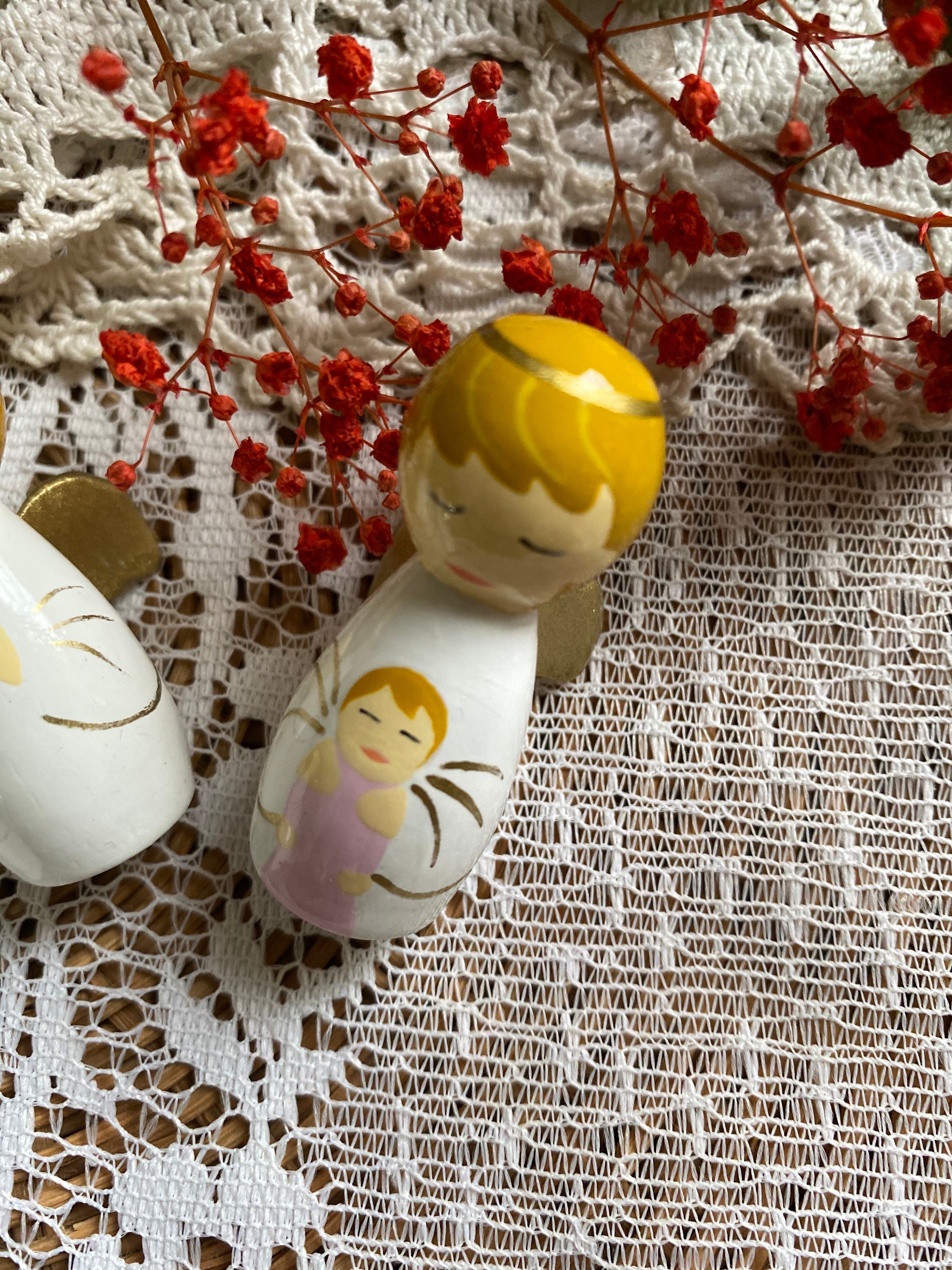 Statue de poche en bois