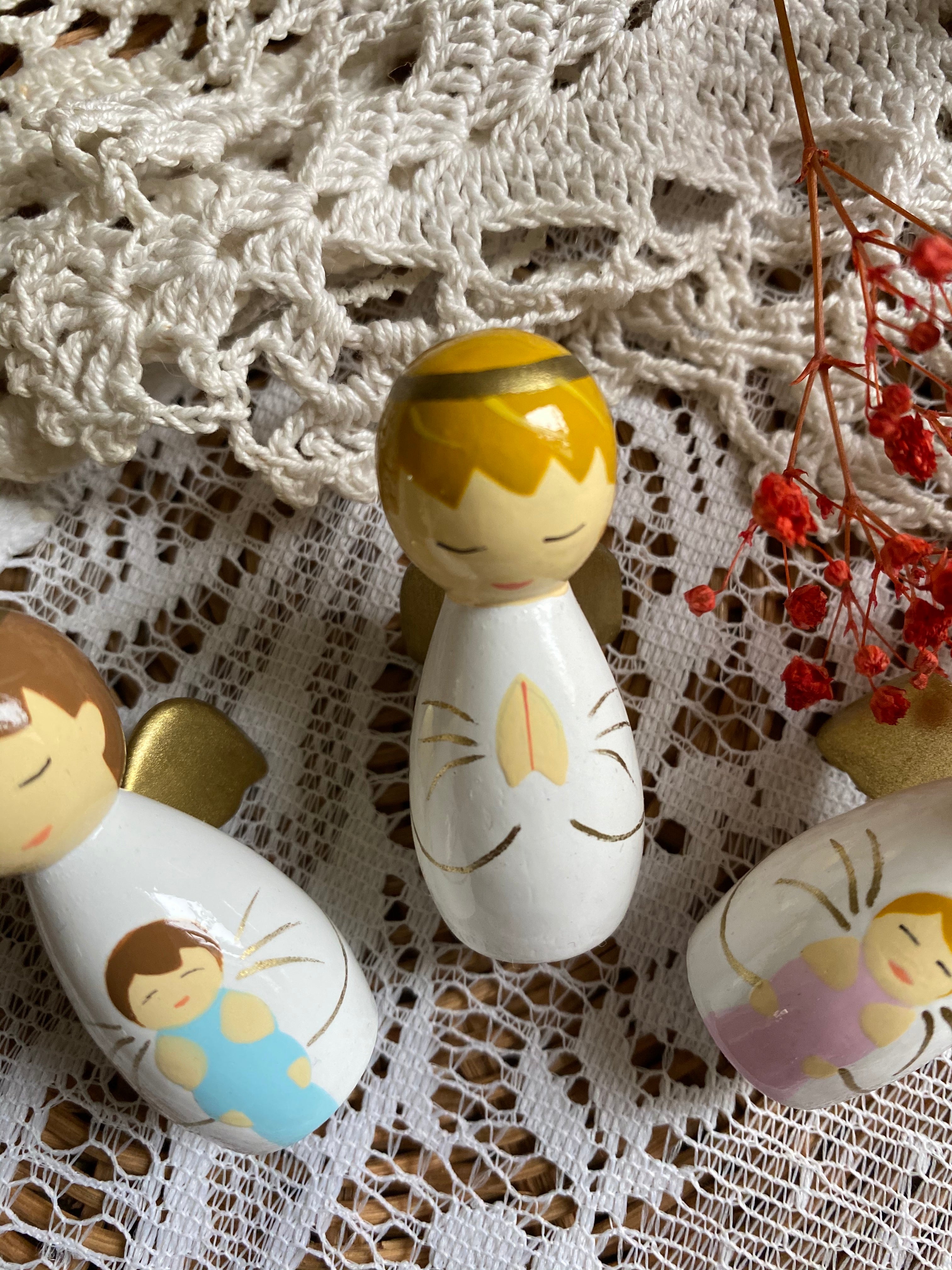 Statue de poche en bois