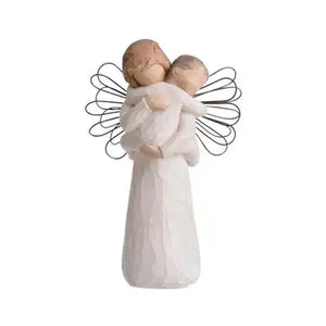 Décoration Willow Tree Angel's Embrace : Suspension représentant une étreinte d'ange, symbole de protection, confort, et célébration des étapes de la vie