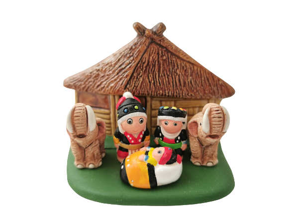 Crèche du Monde - Thailande. Collection Boutique de Fourvière : Crèches artisanales en céramique peinte à la main du Pérou, certifiées Fair Trade. Objets de décoration de Noël.