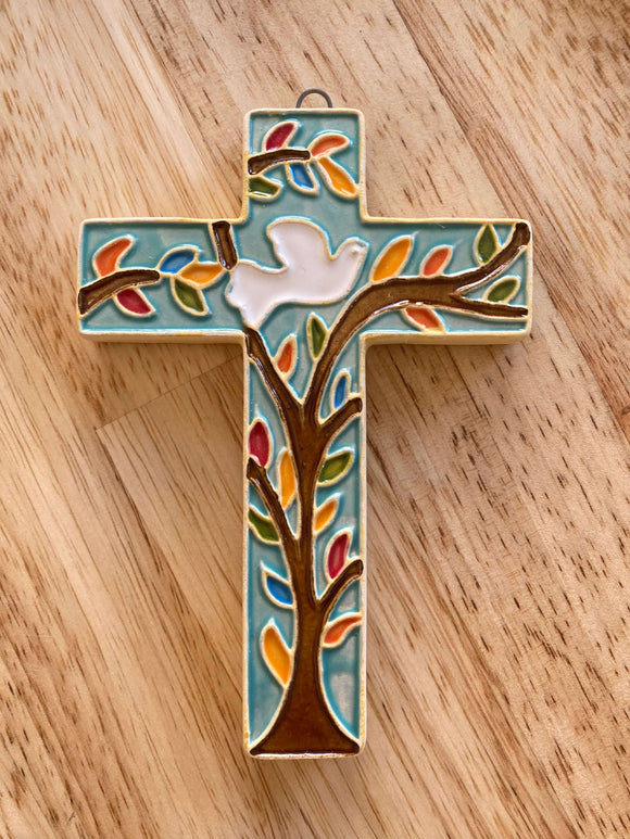 Crucifix en céramique colorée - Symboles chrétiens de l'Arbre de Vie et de la colombe. Fabriqué au Pérou. Décoration religieuse pour la maison.