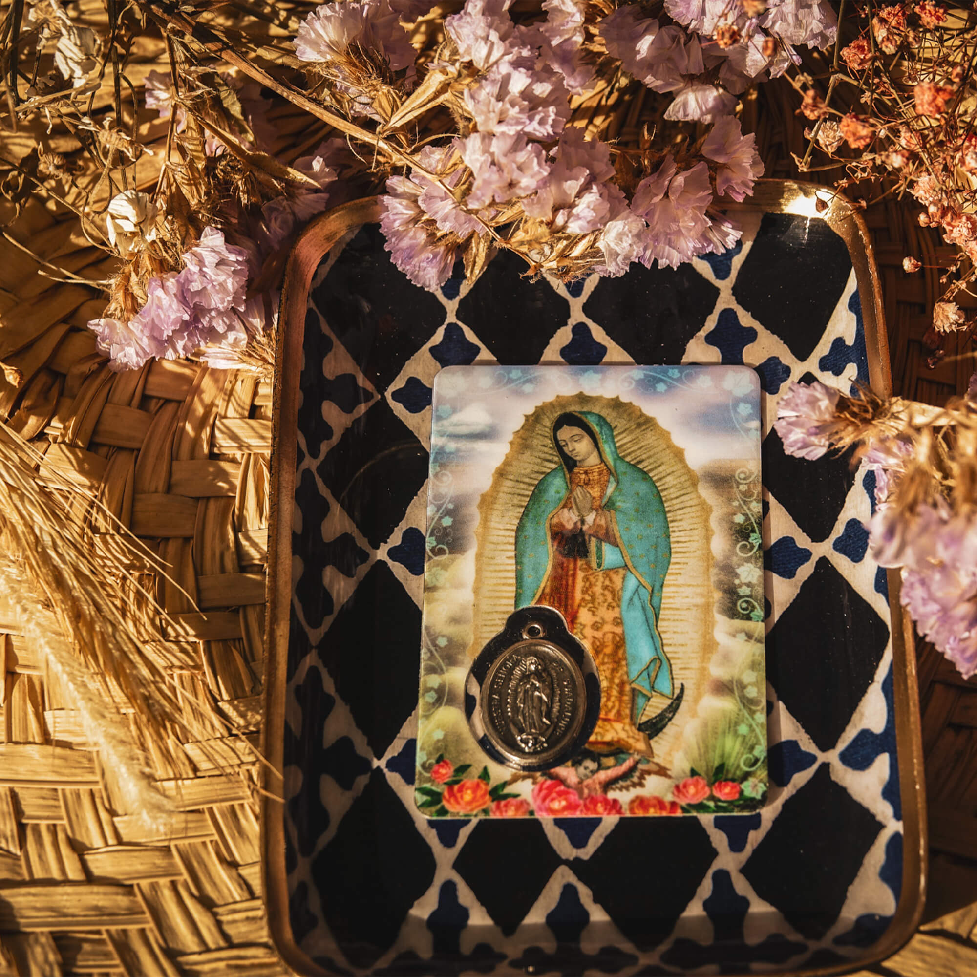 Un cadeau chrétien pour vous apprendre à prier avec cette Carte médaille - Notre-Dame de Guadalupe