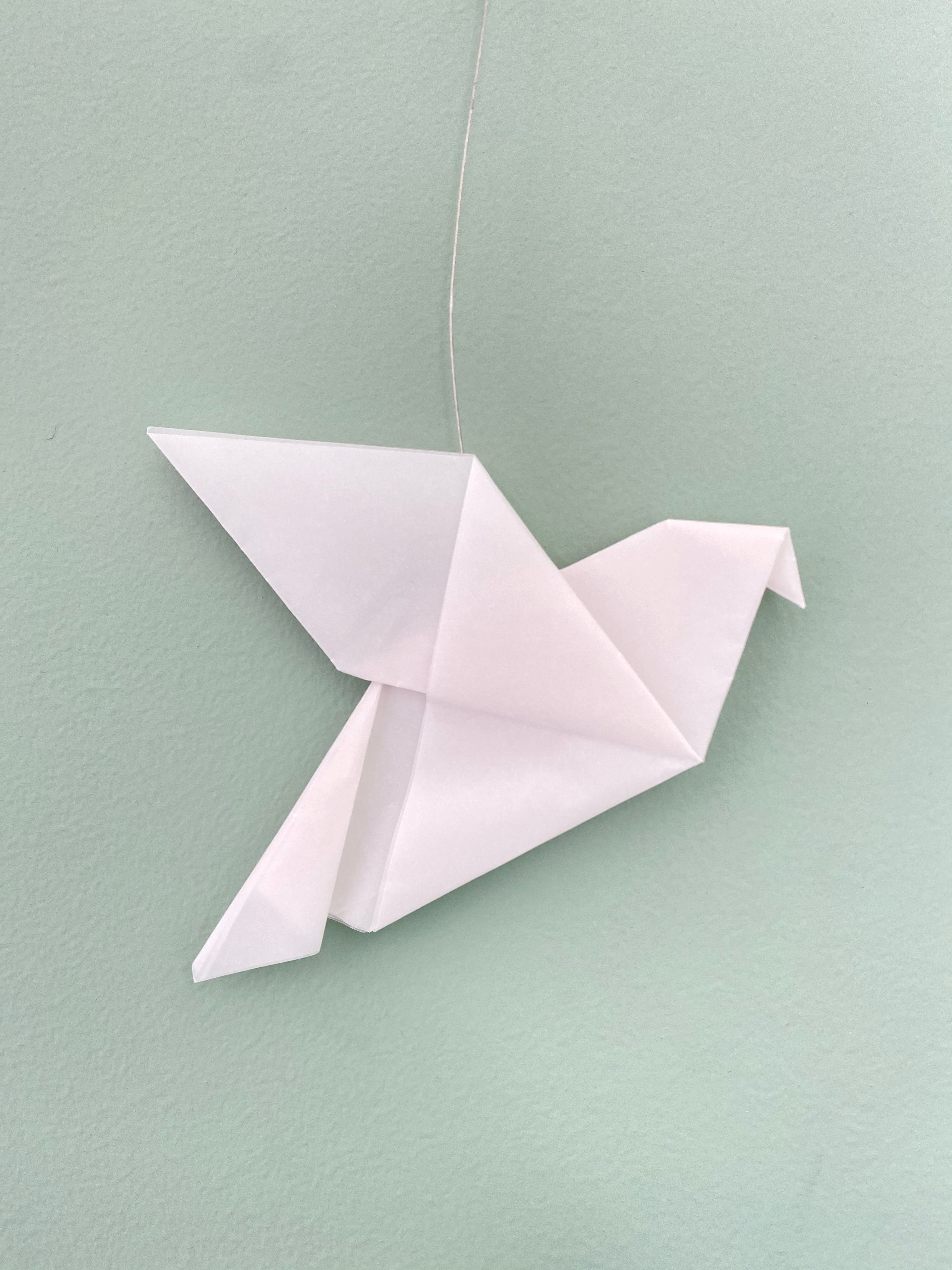 Colombe à suspendre en origami